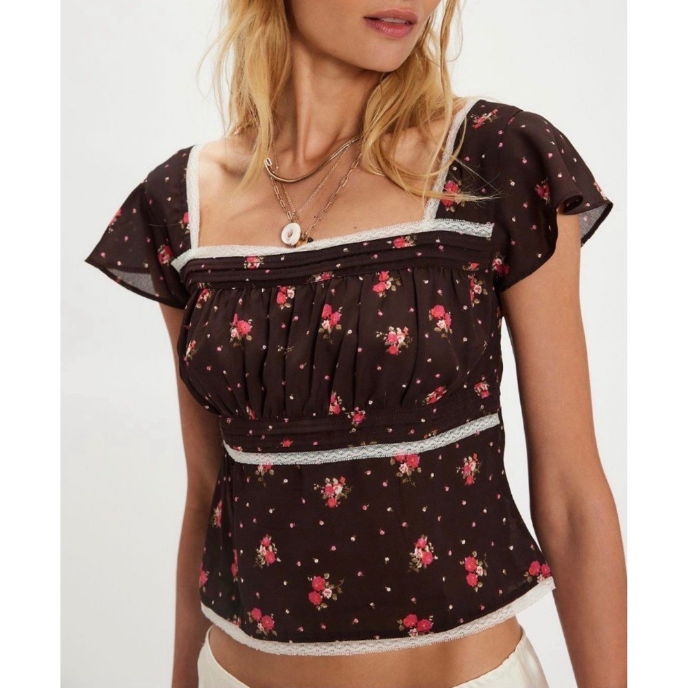 Free People Prairie Field Top Floral Lace Trim Flutter Sleeve L NWOT